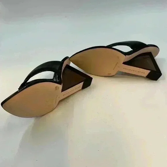 🆕 NWT, Good American shoe bag and box size 5 black patent leather thong … - Picture 7 of 12